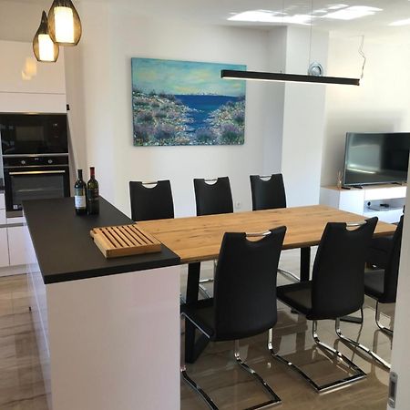 Ferienhaus Luka Zára Kültér fotó